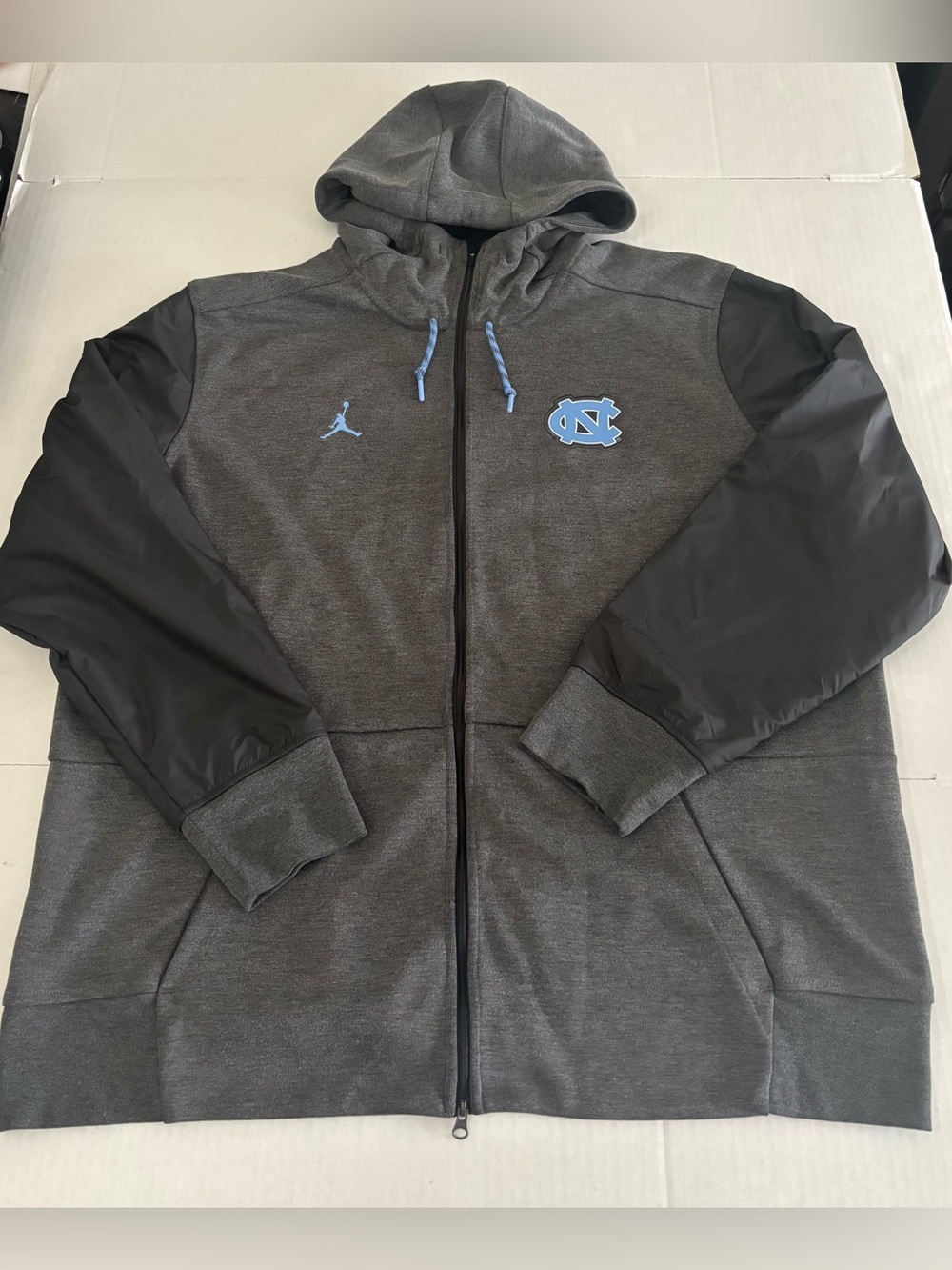 Jordan North Carolina Tar Heels Jacket Mens  Jordan NCAA Basketball Hoodie XXL